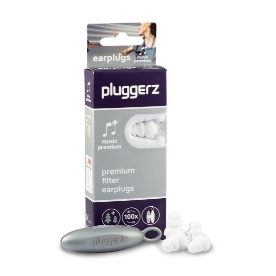 Pluggerz Music Premium -pakkaus sisältää kahdet erikokoiset korvatulpat, yhden parin suodattimia ja säilytyskotelon korvatulpille.