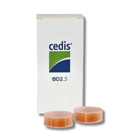 Cedis kuulokojeiden kuvaustabletti -pakkauksessa on 4 kpl uudelleenkäytettäviä tabletteja.
