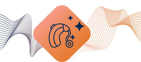 Vinkit kuulolaitetiden puhdistukseen ja huoltoon. Kuulolaite ja tähtdet ikoni oranssiissa Kuulotarvike neliössä. Taustalla ääniaalto